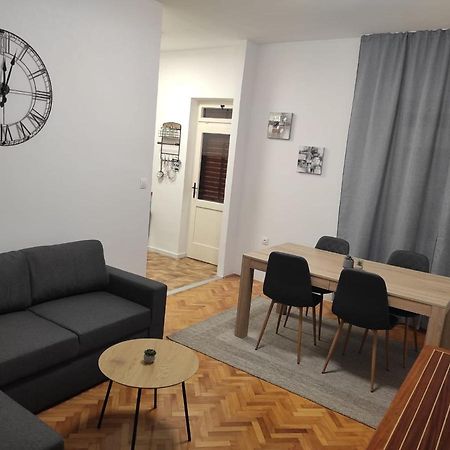 Apartment Ivano Vodice Luaran gambar