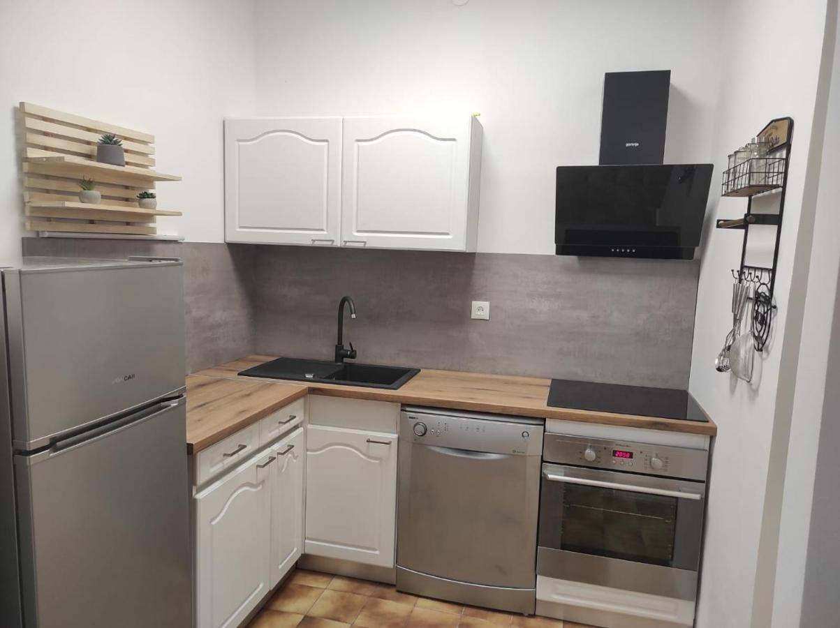 Apartment Ivano Vodice Luaran gambar